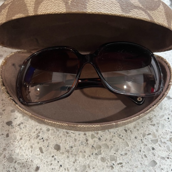 Authentic Vintage Coach Sophia Sunglasses with case tortoiseshell - Picture 3 of 4